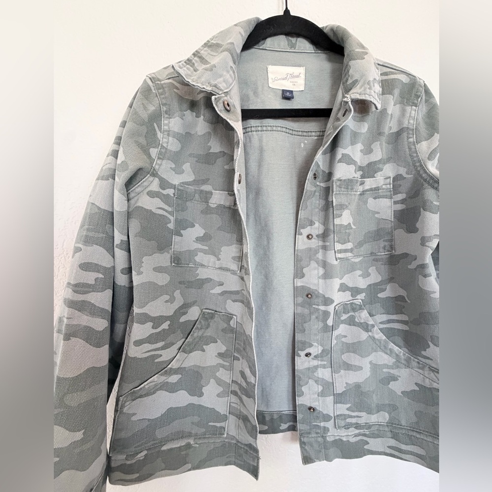 Universal Thread Camo Jacket - image 7